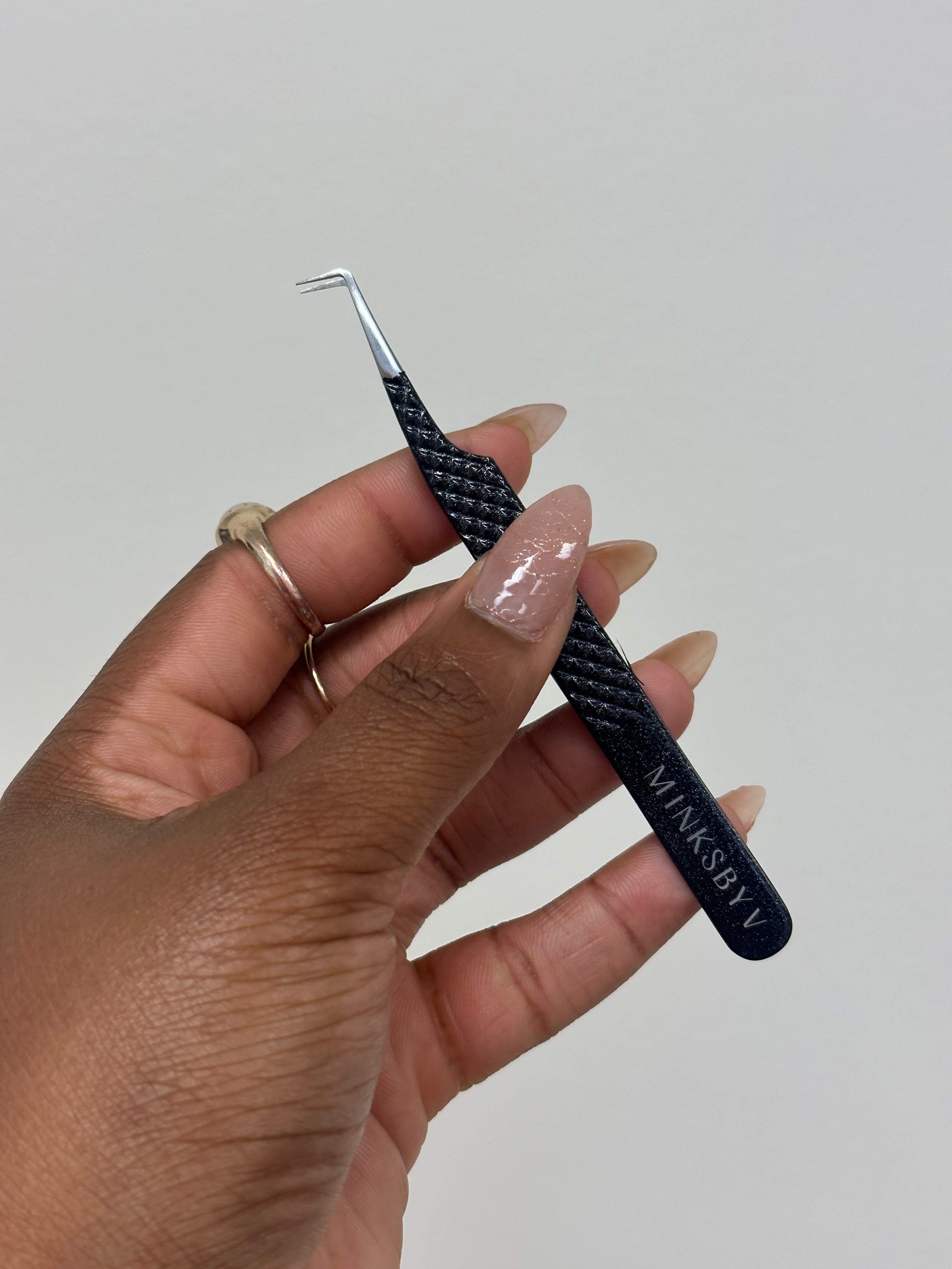 FAN EM OUT Eyelash Extension Tweezers